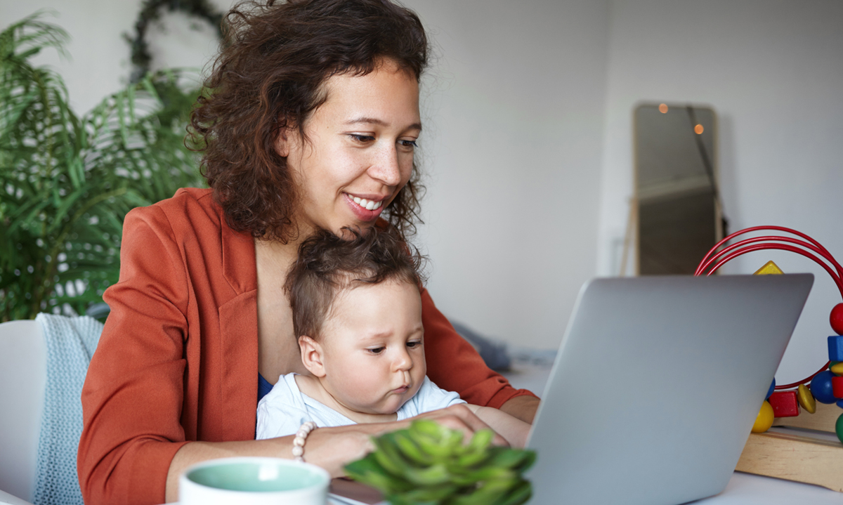 Why Coworking Spaces Are the Perfect Fit For Working Moms?
